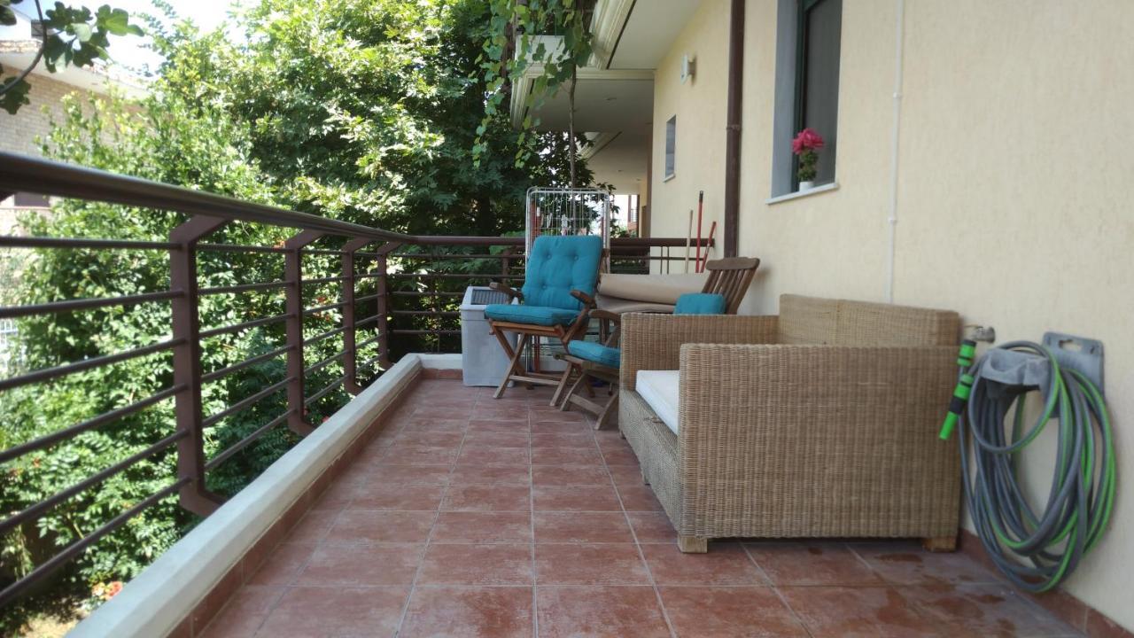 Garden Maisonnette 2-Bedrooms Sleeps 6 Adults 200M From Sandy Beach Aszproválta Kültér fotó