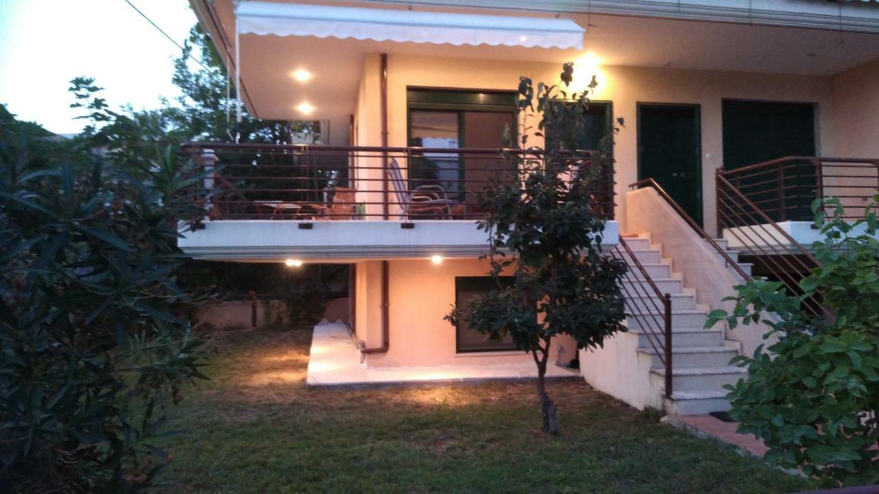 Garden Maisonnette 2-Bedrooms Sleeps 6 Adults 200M From Sandy Beach Aszproválta Kültér fotó