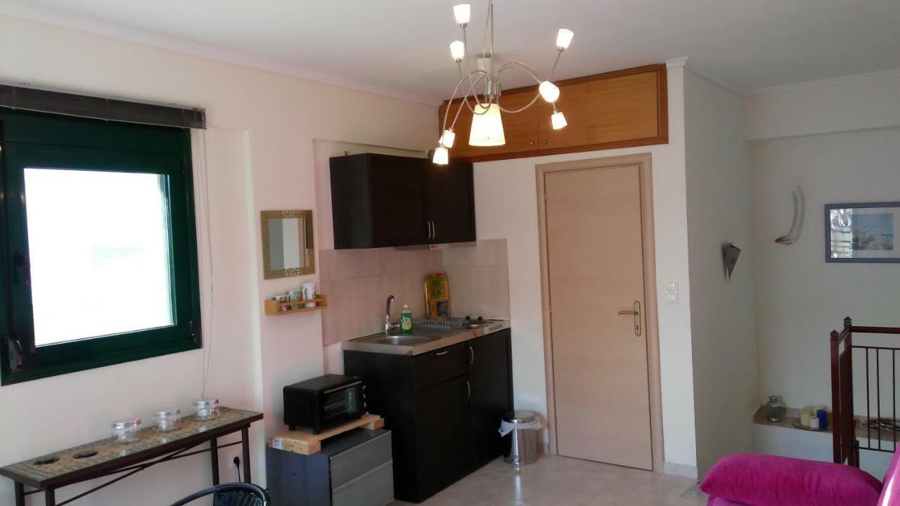 Garden Maisonnette 2-Bedrooms Sleeps 6 Adults 200M From Sandy Beach Aszproválta Kültér fotó